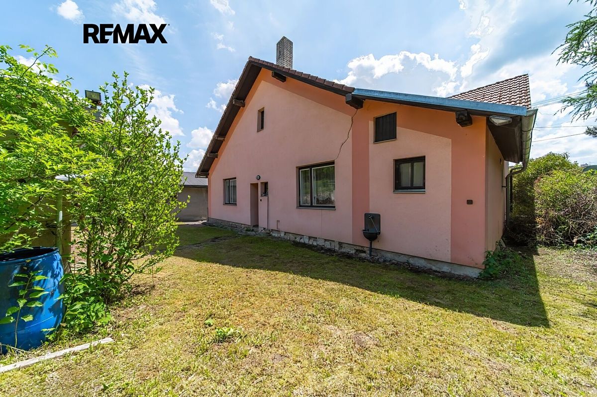Prodej rodinného domu 362 m², pozemek 1423 m² – fotografie 4