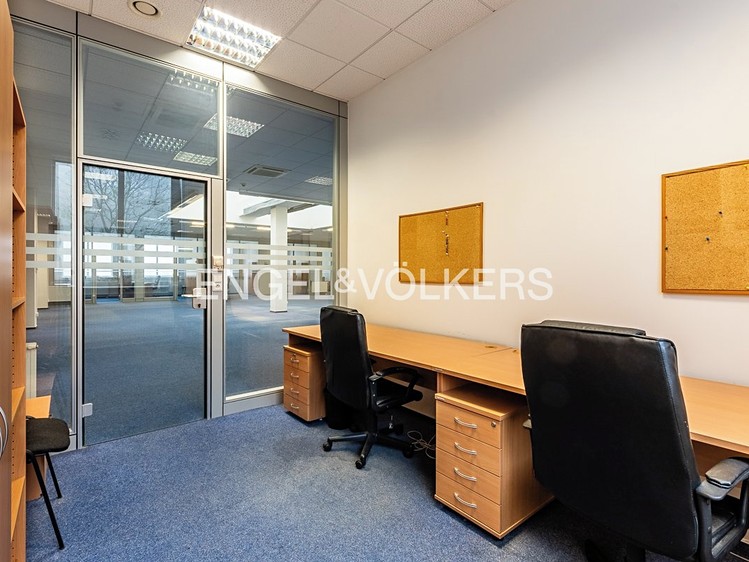 Комерційне приміщення в оренду, 1 386 м² (12 з 23)