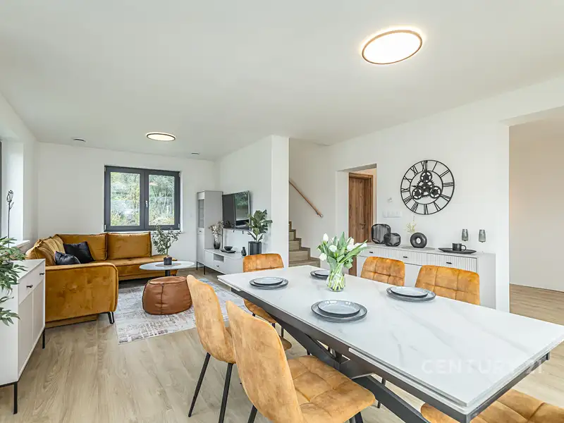 Prodej rodinného domu 93 m², pozemek 235 m², Škvorec – náhled fotky 2