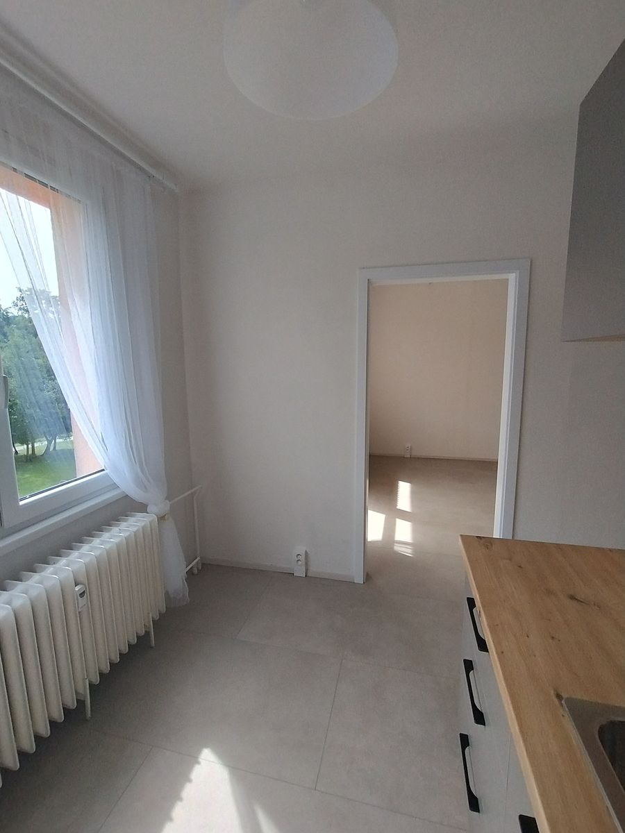 Pronájem bytu 2+1 70 m² – fotografie 4