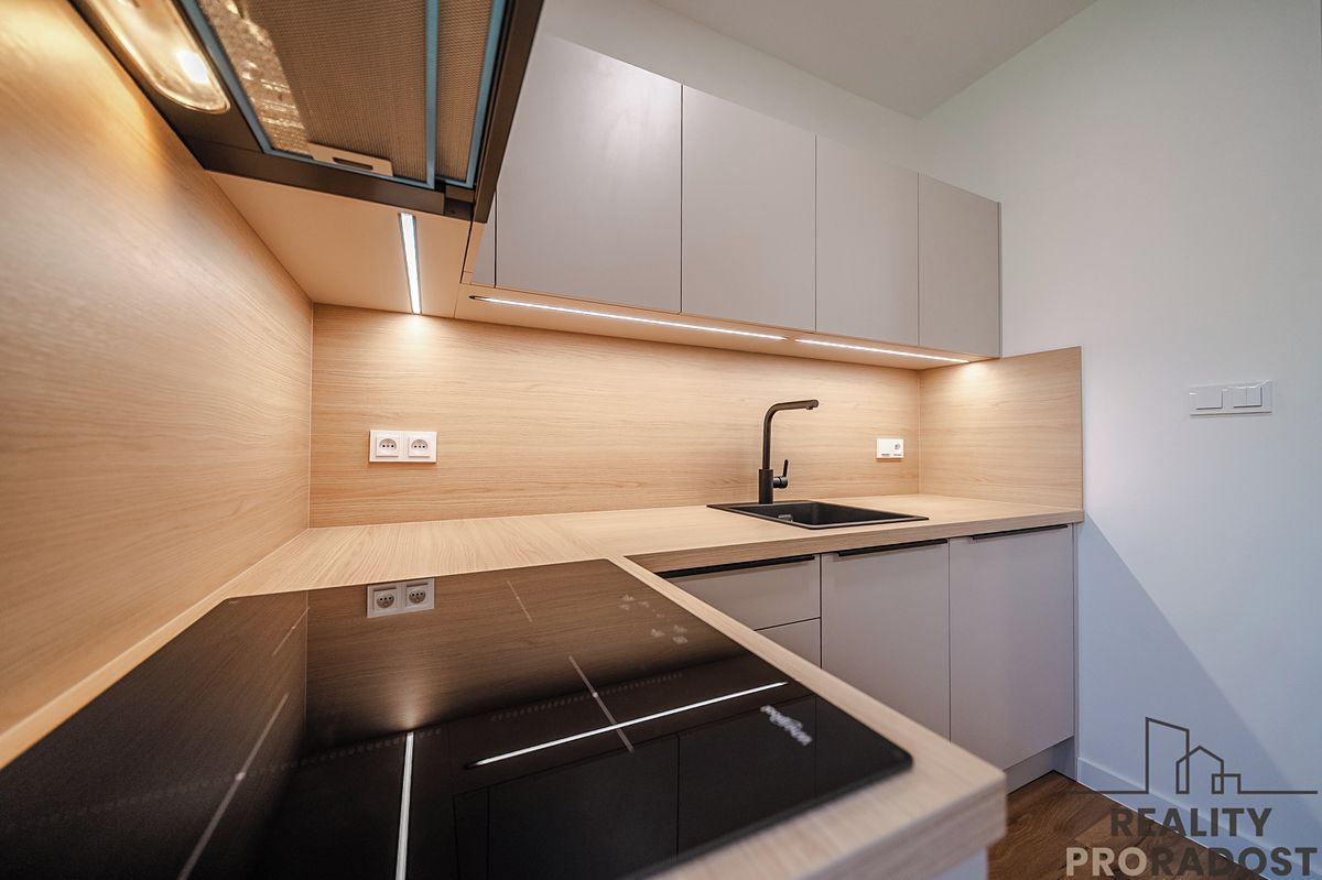 Prodej bytu 1+kk 28 m² – fotografie 5
