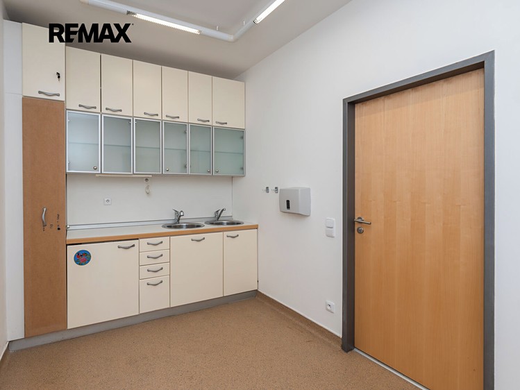 Gewerbefläche zum Kauf, 675 m² (42 von 56)