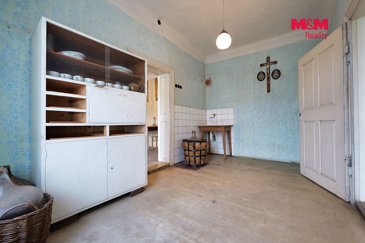 Prodej rodinného domu 143 m², pozemek 1153 m² – fotografie 4