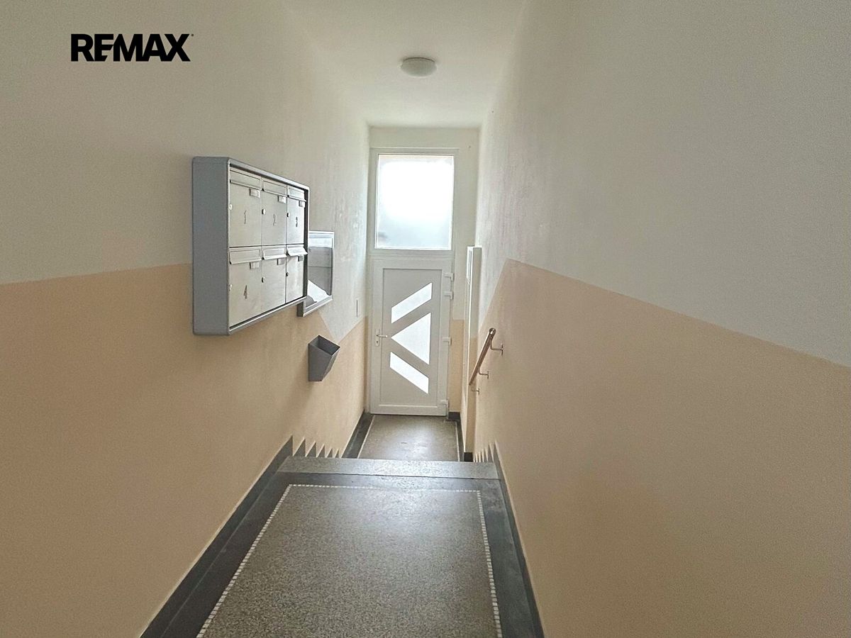 Prodej vícegeneračního domu 450 m², pozemek 100 m² – fotografie 2
