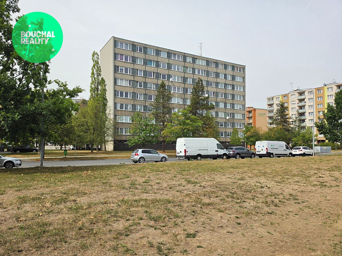 Pronájem bytu 4+1 92 m² – fotografie 2