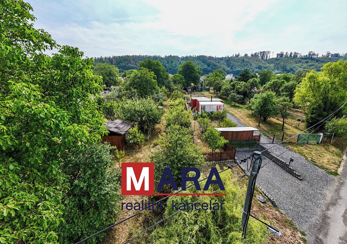 Prodej stavebního pozemku 424 m² – fotografie 3