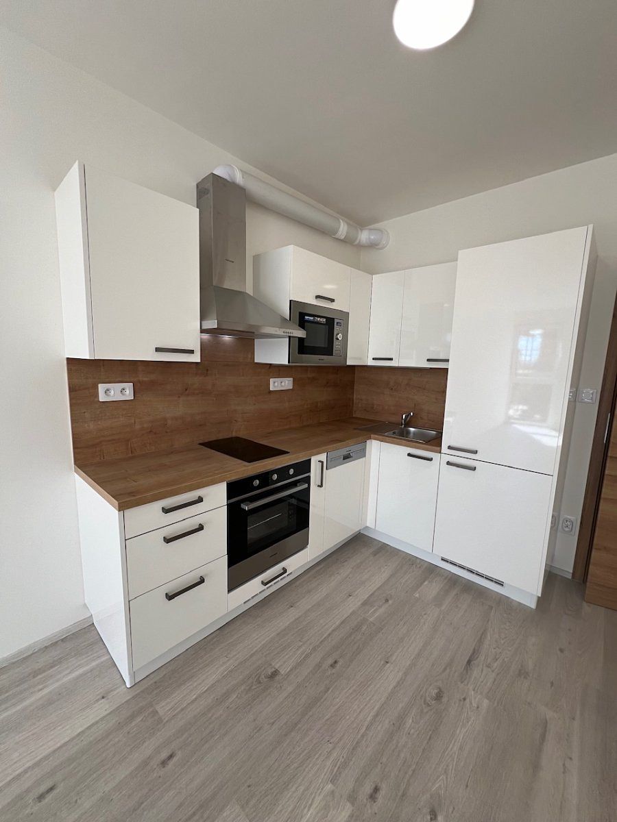 Pronájem bytu 1+kk 29 m²