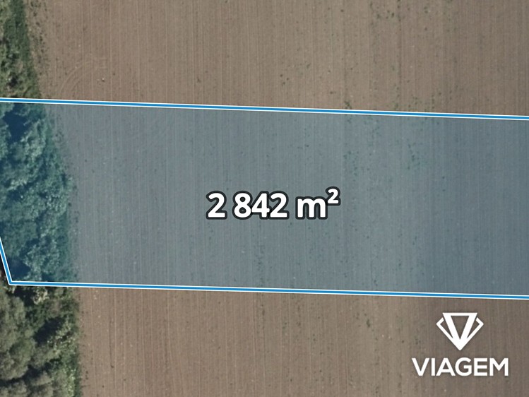 Grundstück zum Kauf, 1.421 m² (1 von 4)