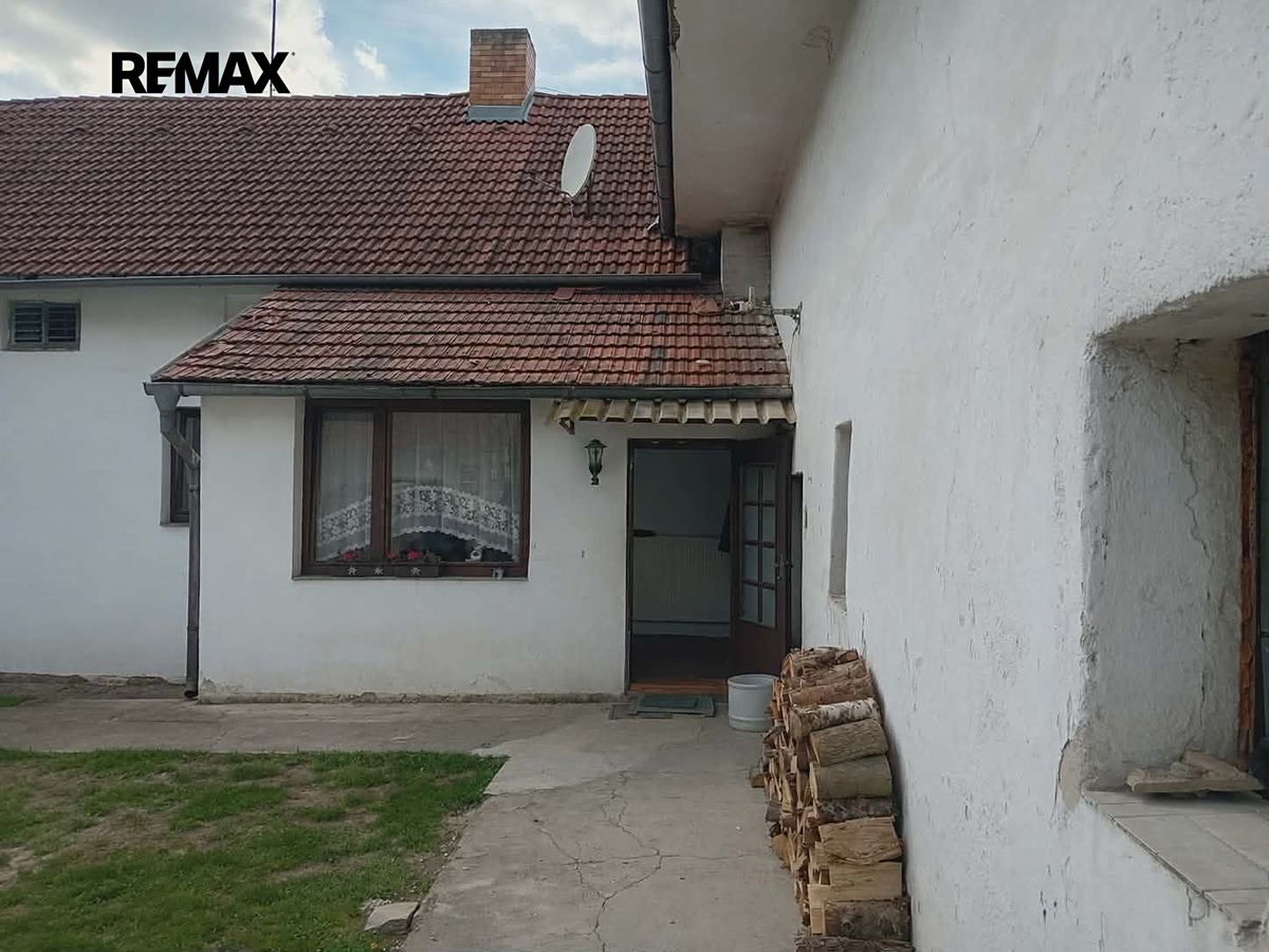 Prodej rodinného domu 90 m², pozemek 1728 m² – fotografie 3