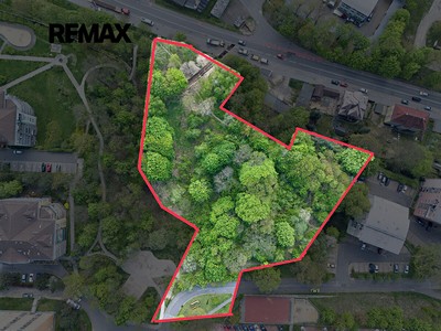 Prodej  pozemku 8 104 m²