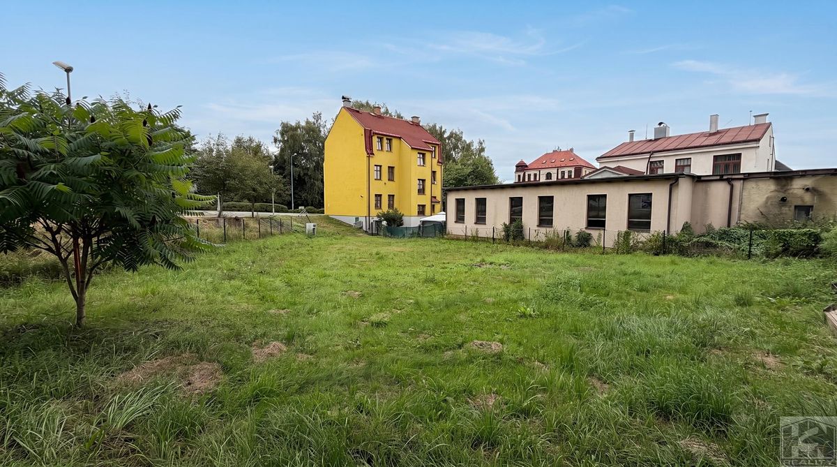 Prodej stavebního pozemku 563 m² – fotografie 2