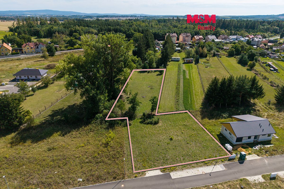 Prodej stavebního pozemku 1509 m², Třebeň – fotka 1 z 3