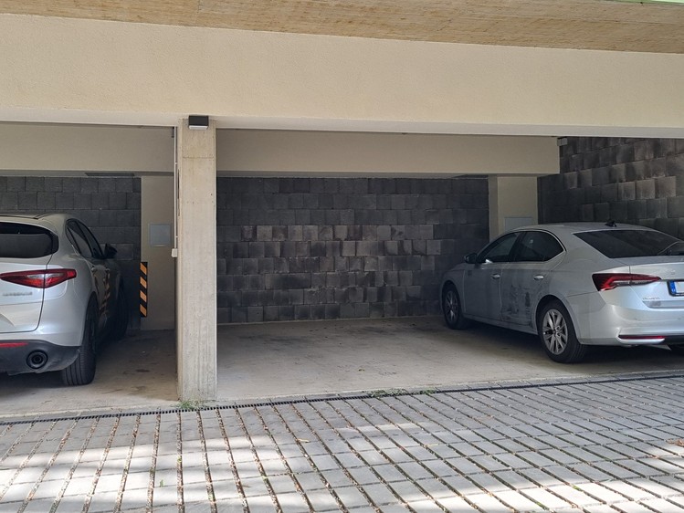 Prodej nemovitosti, 14 m² (1 z 4)
