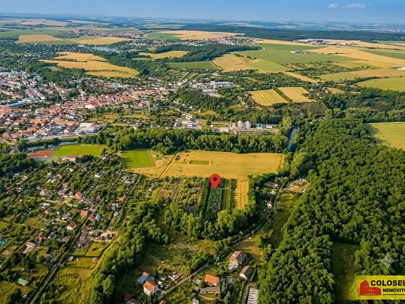 Prodej pole 2970 m², Znojmo – náhled fotky 3