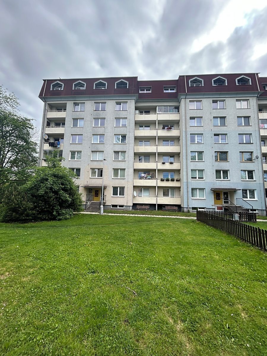 Pronájem bytu 4+1 88 m² – fotografie 2