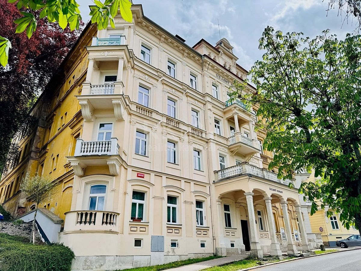 Pronájem bytu 1+1 32 m²