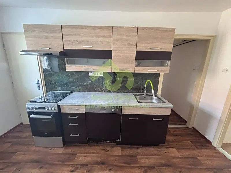 Pronájem bytu 2+1 56 m², Rokycany – náhled fotky 1