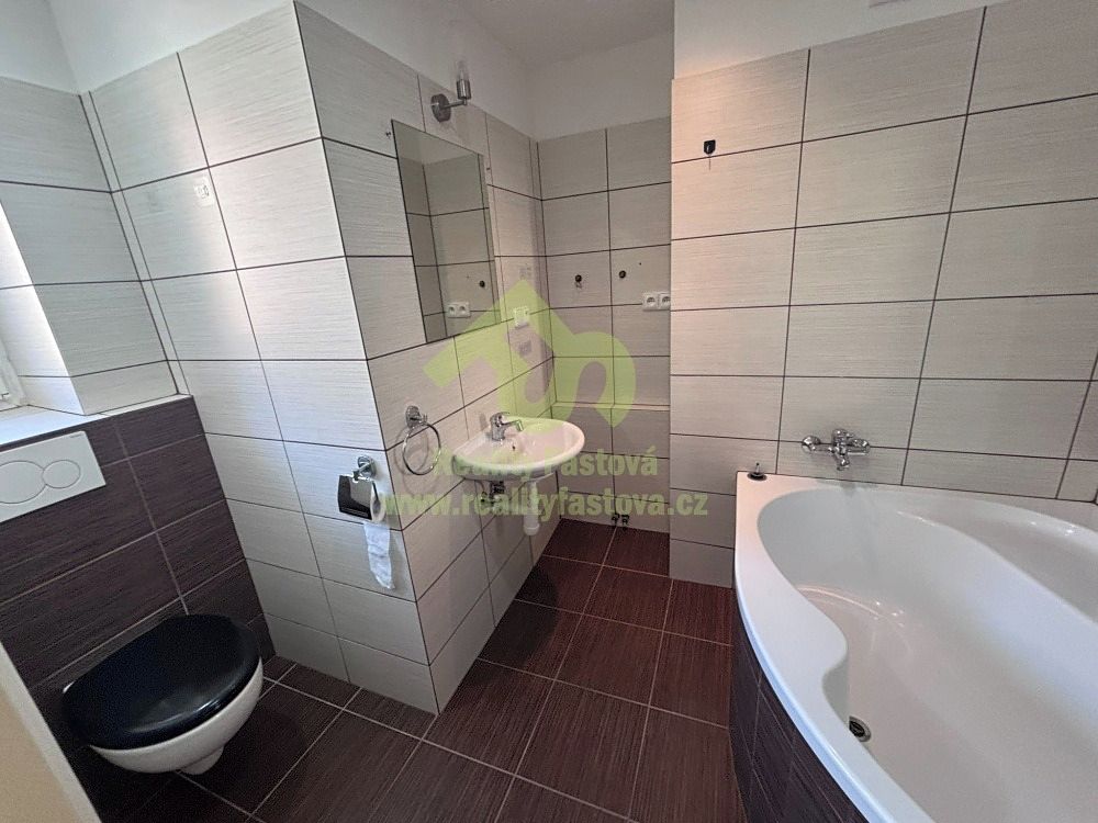 Pronájem bytu 2+1 56 m² – fotografie 5