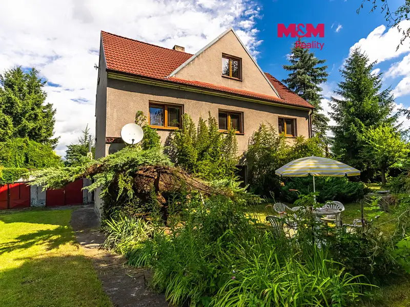 Prodej rodinného domu 210 m², pozemek 1304 m², Česká Lípa – náhled fotky 1