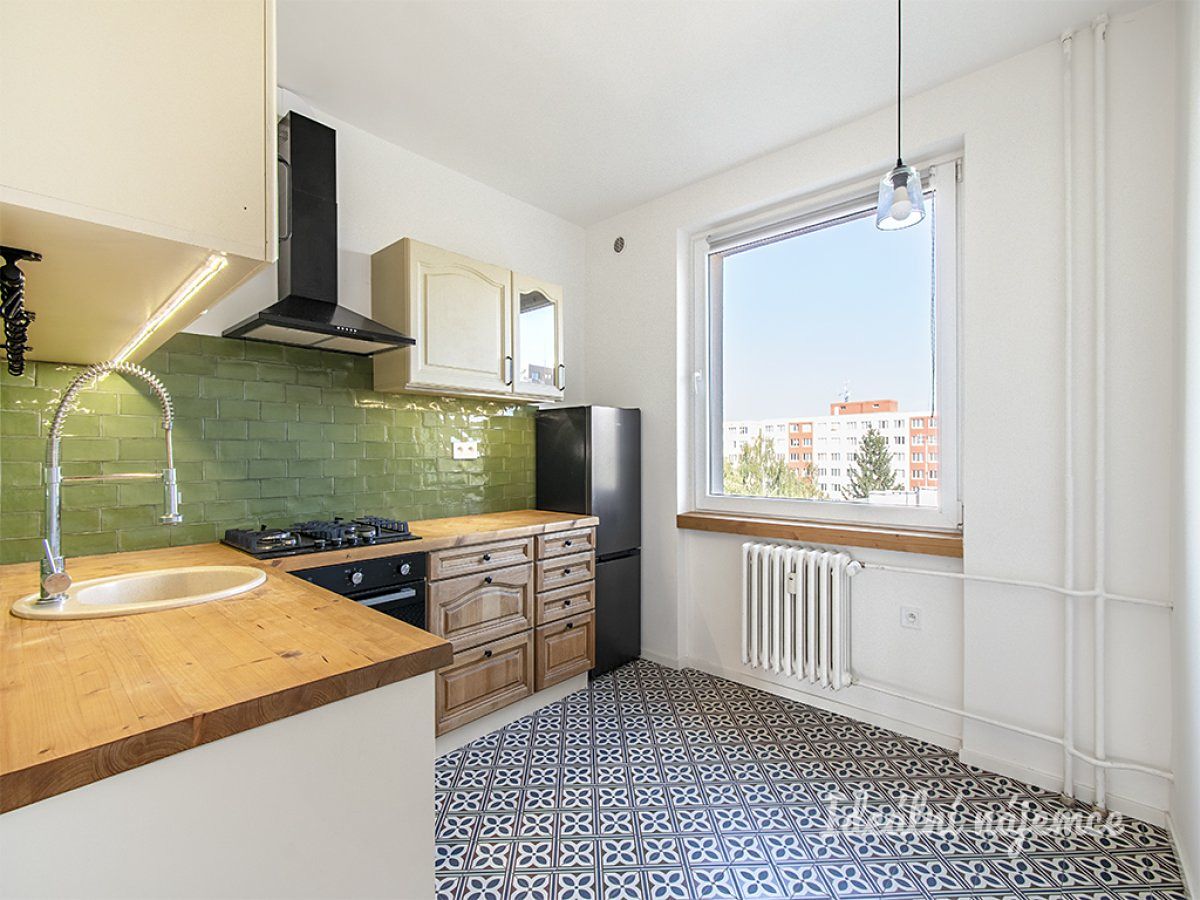 Pronájem bytu 3+1 68 m² – fotografie 2