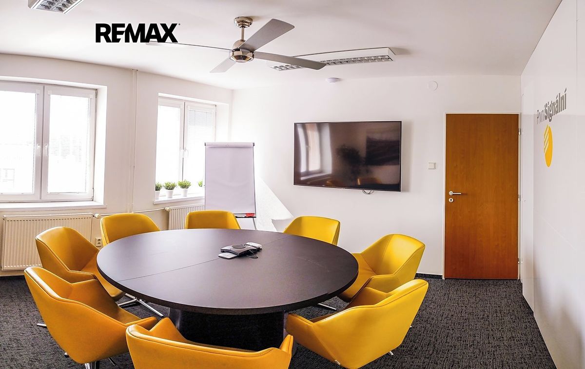 Prodej rodinného domu 374 m², pozemek 1567 m² – fotografie 3