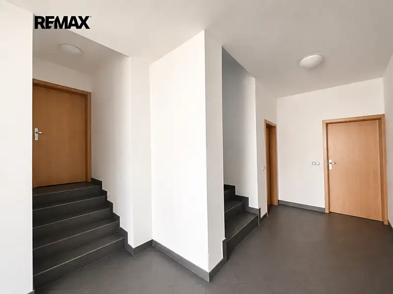 Prodej činžovního domu 262 m², Ratíškovice – náhled fotky 3