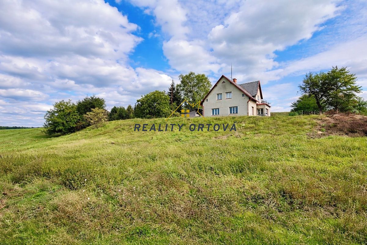 Prodej rodinného domu 179 m², pozemek 3930 m² – fotografie 2
