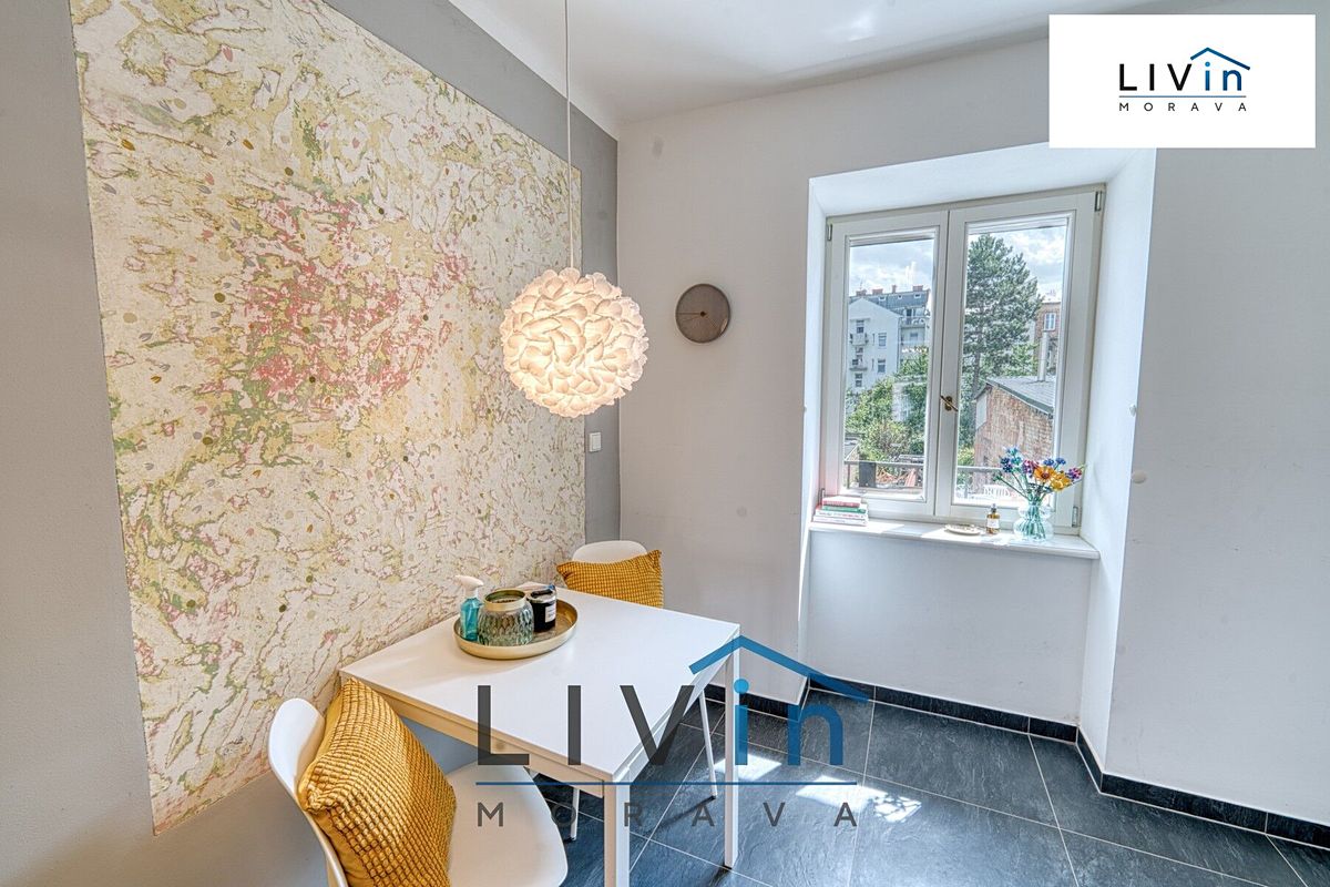 Pronájem bytu 1+1 32 m² – fotografie 3