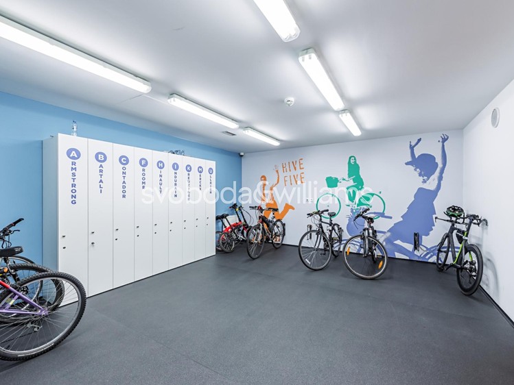 Gewerbefläche zur Miete, 1.547 m² (23 von 27)