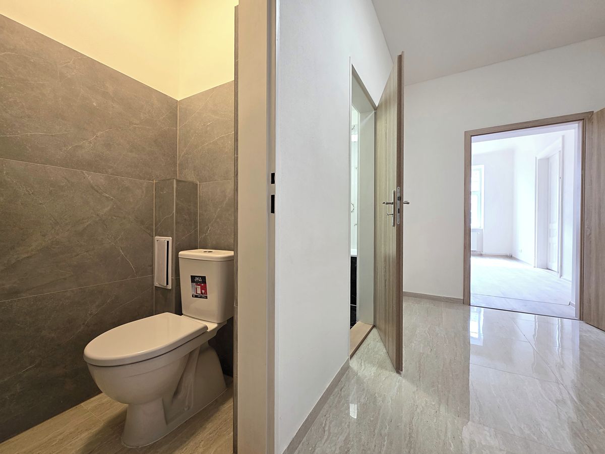 Pronájem bytu 2+kk 58 m² – fotografie 5