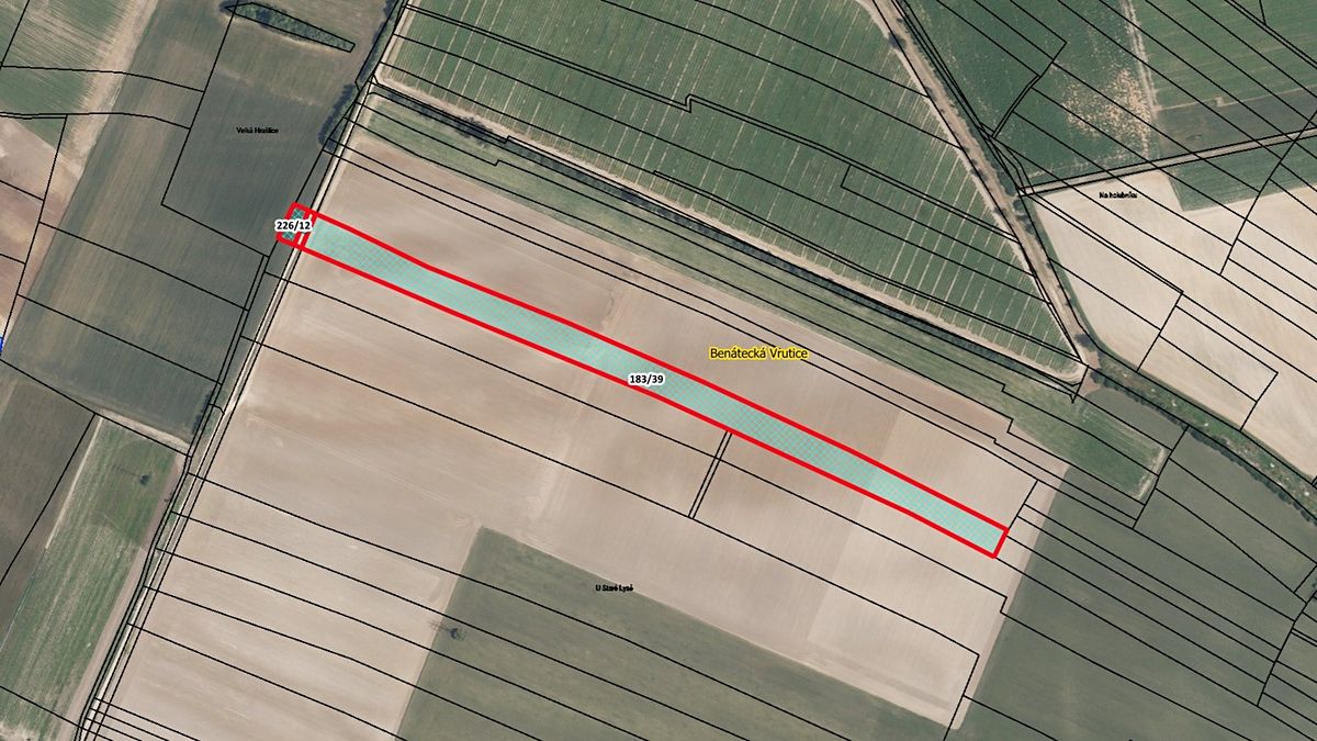 Prodej pole 15264 m², Milovice – fotka 1 z 3