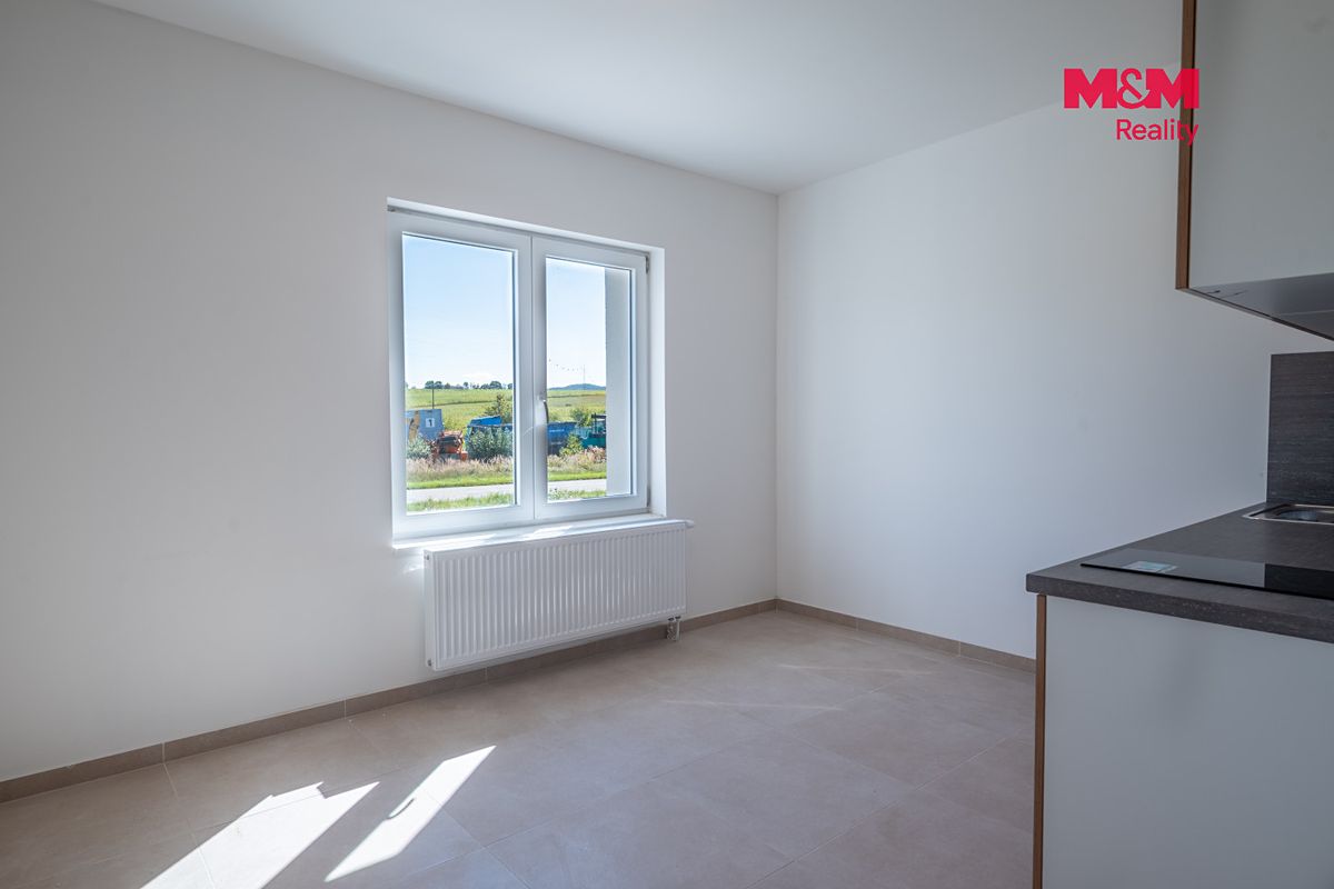 Pronájem bytu 1+kk 18 m² – fotografie 2