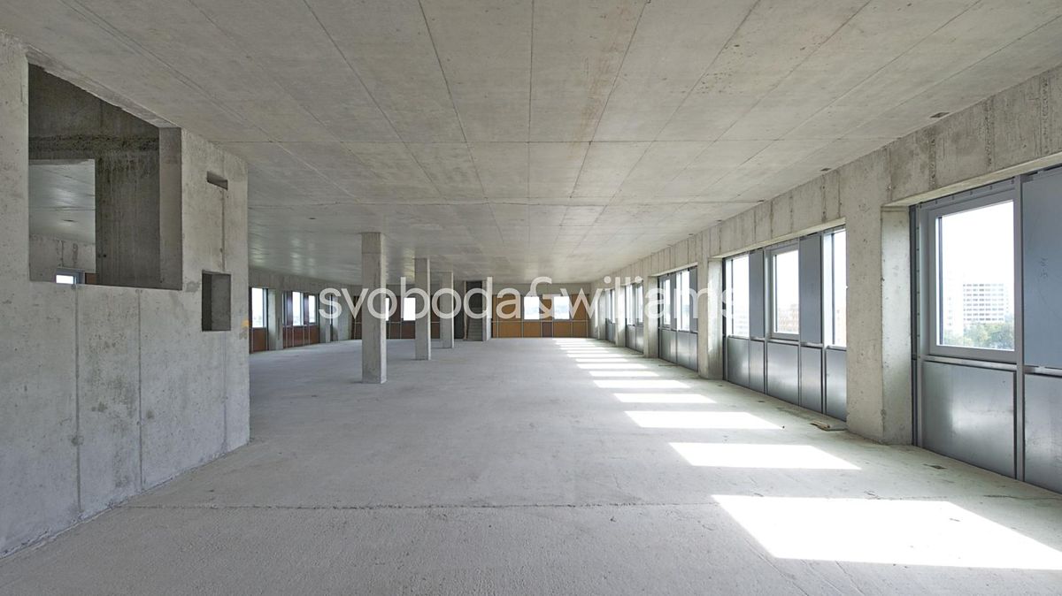 Pronájem kanceláře 501 m² – fotografie 2