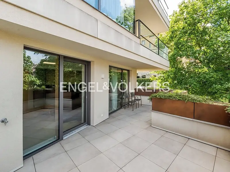Pronájem bytu 3+kk 79 m², Praha – náhled fotky 2