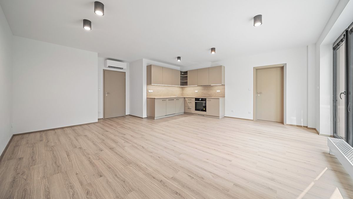 Pronájem bytu 3+kk 95 m² – fotografie 4