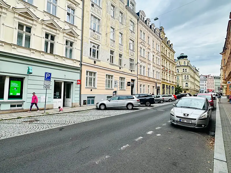 Prodej bytu 2+1 51 m², Karlovy Vary – náhled fotky 1
