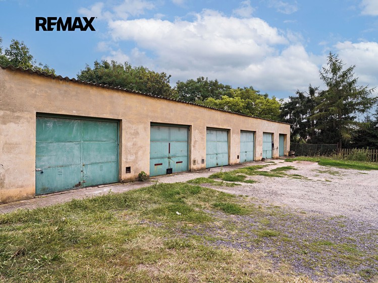 Prodej komerčního prostoru, 130 m² (2 z 6)