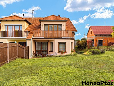 Prodej  rodinného domu 187 m², pozemek 422 m²
