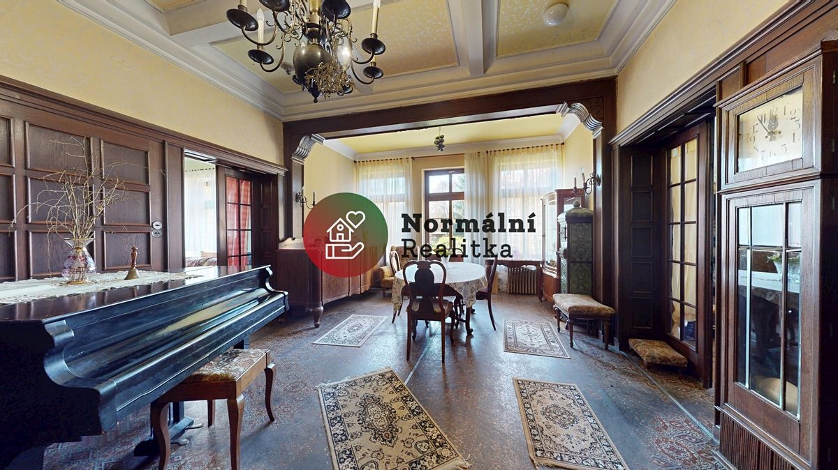 Prodej vily 445 m², pozemek 764 m² – fotografie 4