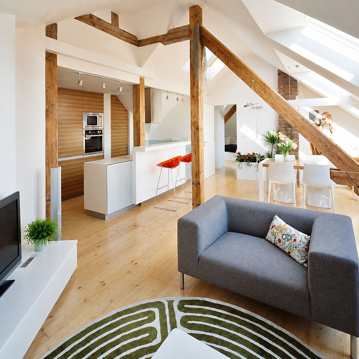 Pronájem bytu 2+kk 90 m²