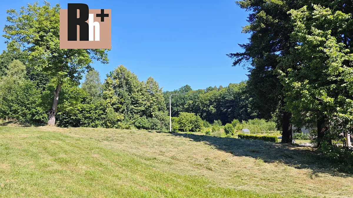 Prodej stavebního pozemku 1315 m²