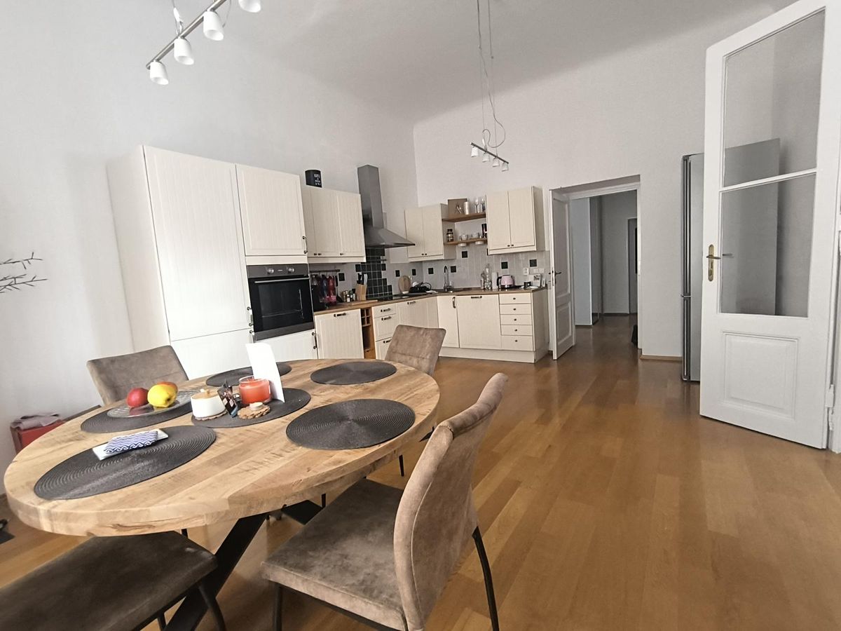 Pronájem bytu 3+1 97 m² – fotografie 4
