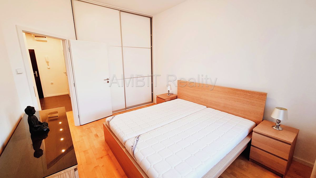 Pronájem bytu 2+kk 51 m² – fotografie 3