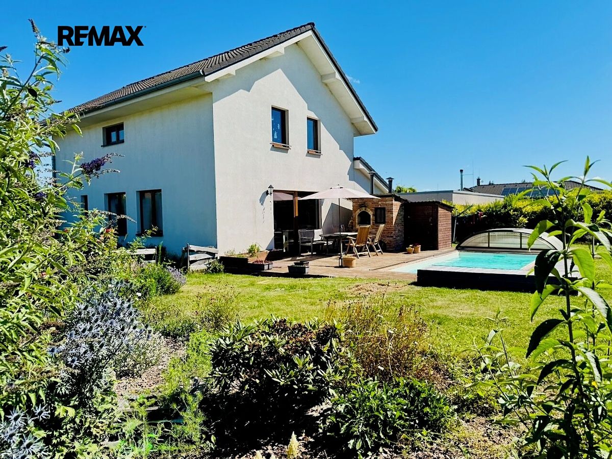 Prodej rodinného domu 149 m², pozemek 1042 m² – fotografie 4