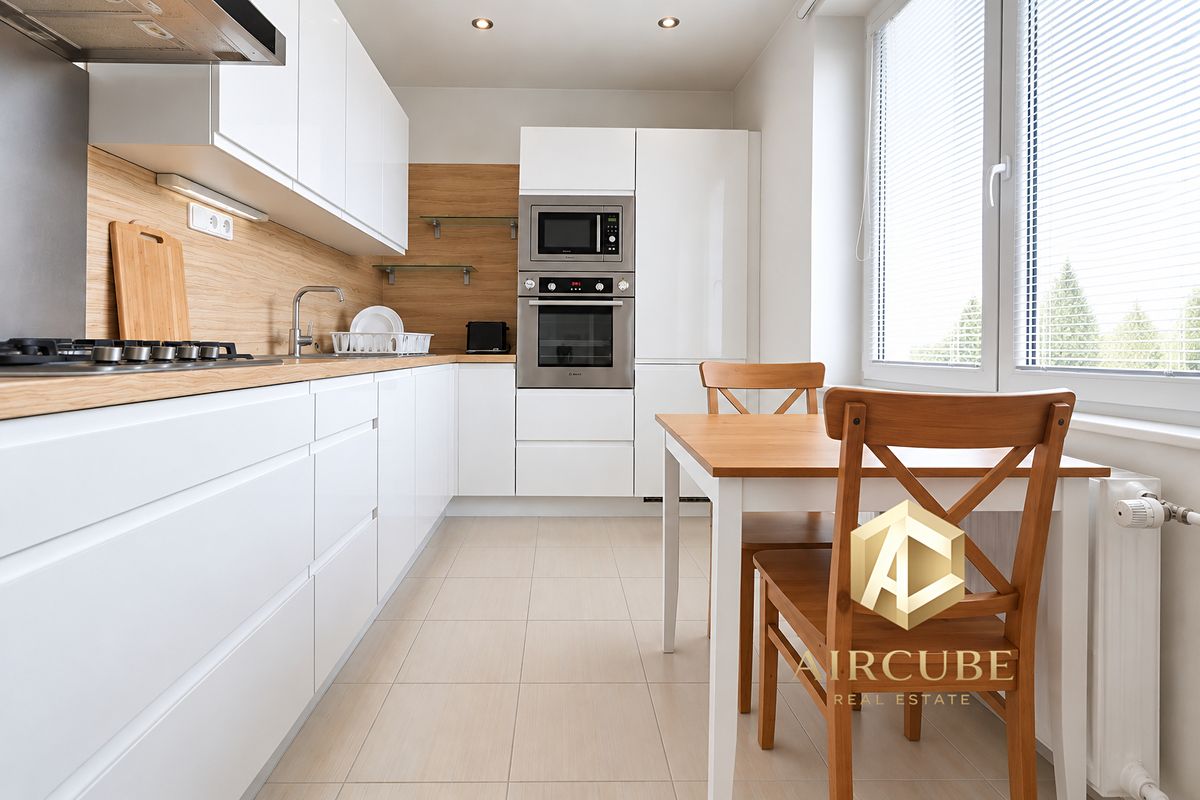 Pronájem bytu 2+kk 54 m² – fotografie 2