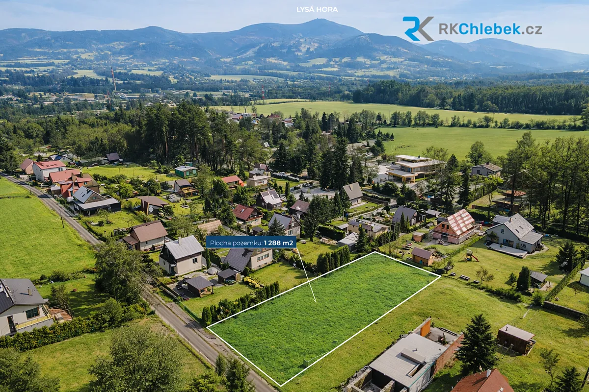 Prodej stavebního pozemku 1288 m²