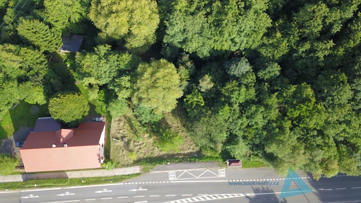 Prodej stavebního pozemku 1040 m² – fotografie 3