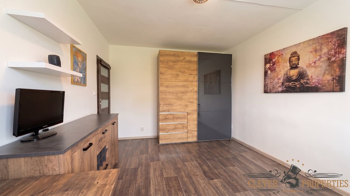 Pronájem bytu 1+1 36 m² – fotografie 4