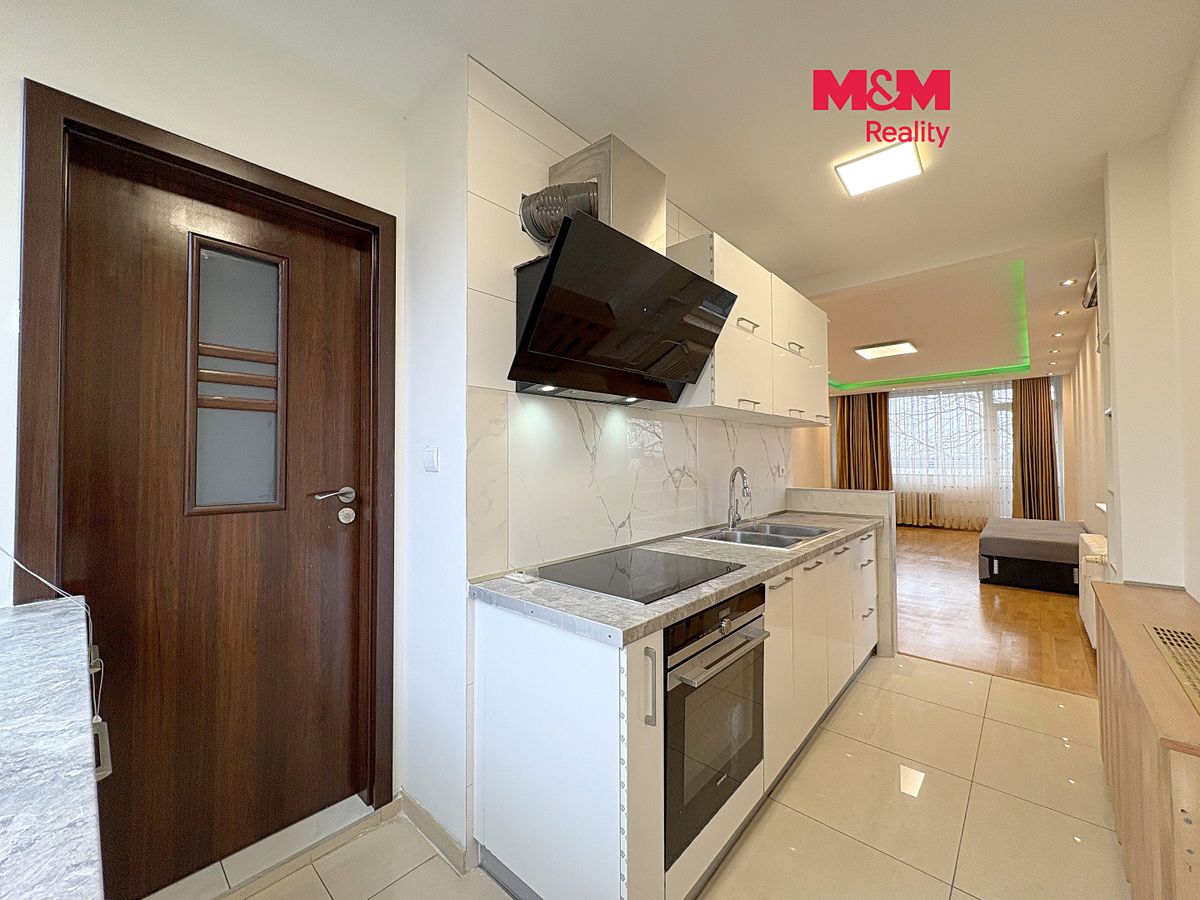 Pronájem bytu 3+kk 72 m²
