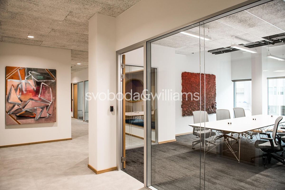 Pronájem kanceláře 1547 m² – fotografie 2